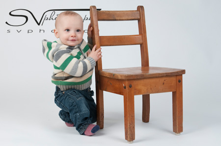 baby-with-chair-prop