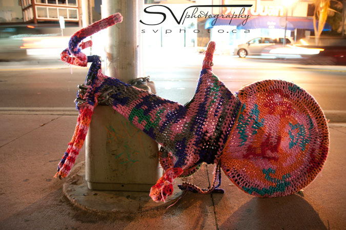 deserted-bicycle-turned-urban-art