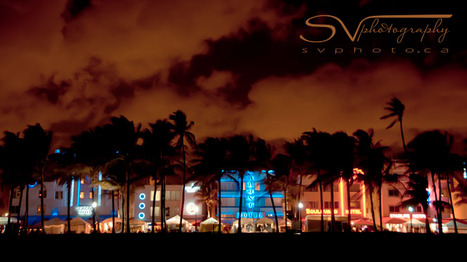 miami-beach-at-night